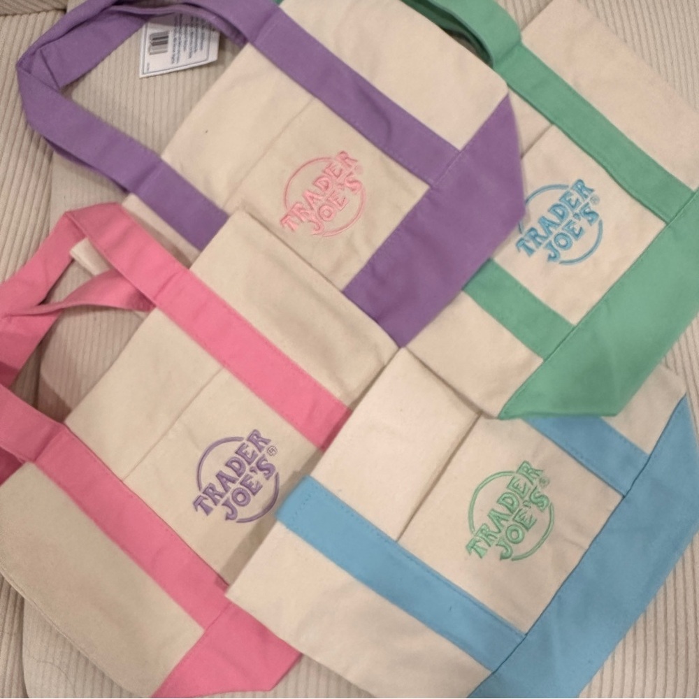 Trader Joe’s Mini Pastel Canvas Tote Bag Set of 4